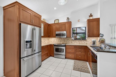 Villa ou maison à vendre à Boynton Beach, Floride: 3 chambres, 195.47 m2 № 2388483 - photo 10