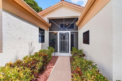 Villa ou maison à vendre à Boynton Beach, Floride: 3 chambres, 195.47 m2 № 2388483 - photo 2