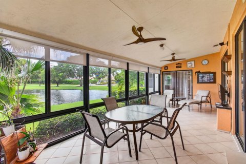 Villa ou maison à vendre à Boynton Beach, Floride: 3 chambres, 195.47 m2 № 2388483 - photo 11