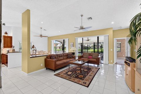 Villa ou maison à vendre à Boynton Beach, Floride: 3 chambres, 195.47 m2 № 2388483 - photo 6