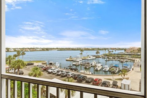 Copropriété à vendre à Sarasota, Floride: 3 chambres, 204.38 m2 № 1593603 - photo 15