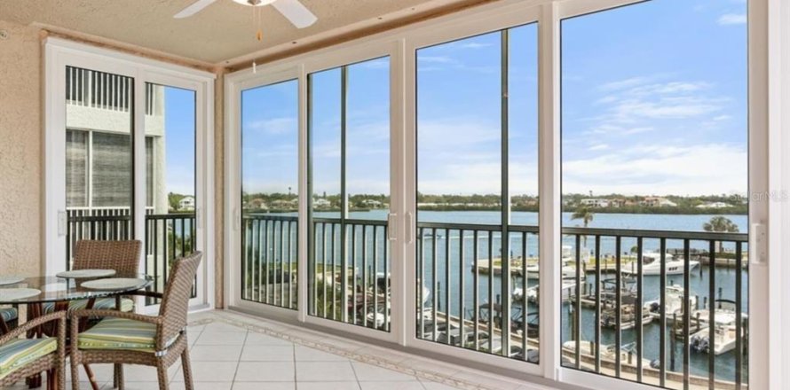 Condo à Sarasota, Floride, 3 chambres  № 1593603