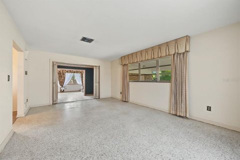 Villa ou maison à vendre à Temple Terrace, Floride: 3 chambres, 162.39 m2 № 2401209 - photo 7