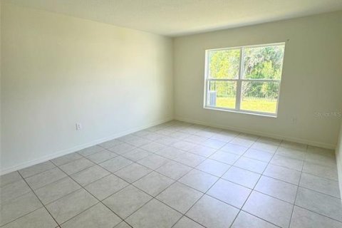 House in TIVOLI RESERVE in Davenport, Florida 4 bedrooms, 163.51 sq.m. № 1781263 - photo 6
