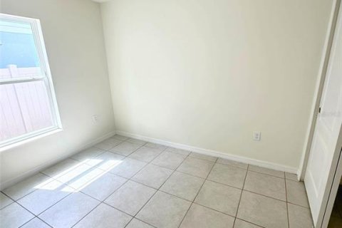 House in TIVOLI RESERVE in Davenport, Florida 4 bedrooms, 163.51 sq.m. № 1781263 - photo 21