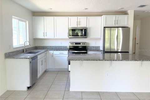 House in TIVOLI RESERVE in Davenport, Florida 4 bedrooms, 163.51 sq.m. № 1781263 - photo 5