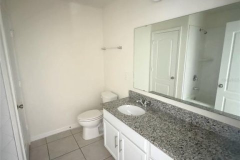House in TIVOLI RESERVE in Davenport, Florida 4 bedrooms, 163.51 sq.m. № 1781263 - photo 12