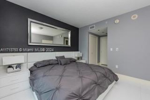 Купить кондоминиум в Майами, Флорида 1 спальня, 76.37м2, № 1985025 - фото 14