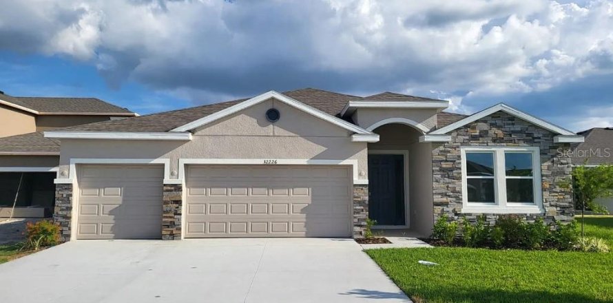 Casa en Wesley Chapel, Florida 4 dormitorios, 220.36 m2 № 1903929