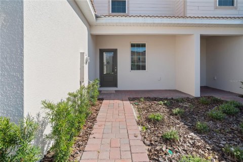 Adosado en venta en Kissimmee, Florida, 2 dormitorios, 134.24 m2 № 2214744 - foto 3