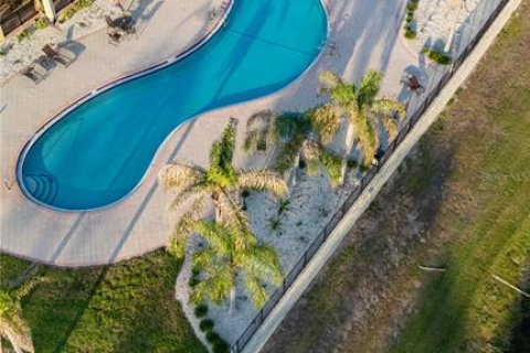 Adosado en venta en Kissimmee, Florida, 2 dormitorios, 134.24 m2 № 2214744 - foto 15