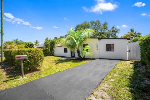 Casa en venta en North Miami Beach, Florida, 3 dormitorios, 111.02 m2 № 1786908 - foto 3