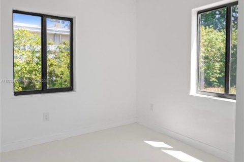 Casa en venta en North Miami Beach, Florida, 3 dormitorios, 111.02 m2 № 1786908 - foto 26