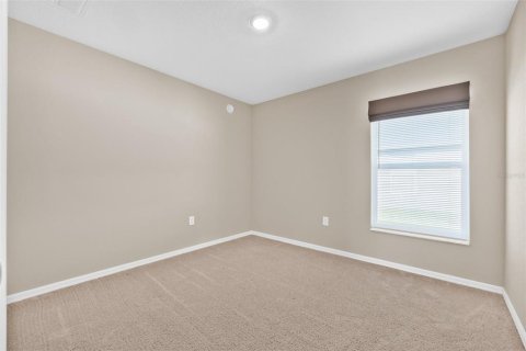 Casa en venta en Zephyrhills, Florida, 4 dormitorios, 158.96 m2 № 1684858 - foto 19