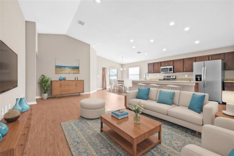 Casa en venta en Zephyrhills, Florida, 4 dormitorios, 158.96 m2 № 1684858 - foto 2