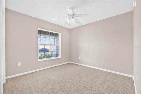 Casa en venta en Zephyrhills, Florida, 4 dormitorios, 158.96 m2 № 1684858 - foto 20