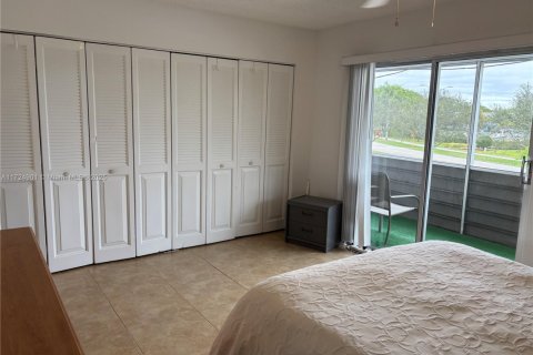 Condominio en venta en Deerfield Beach, Florida, 1 dormitorio, 65.03 m2 № 1861553 - foto 12