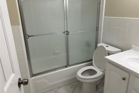 House in Kissimmee, Florida 3 bedrooms, 164.53 sq.m. № 1806768 - photo 18