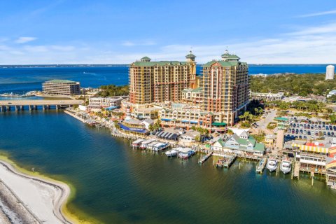 Condo in Destin, Florida, 3 bedrooms  № 559510 - photo 1
