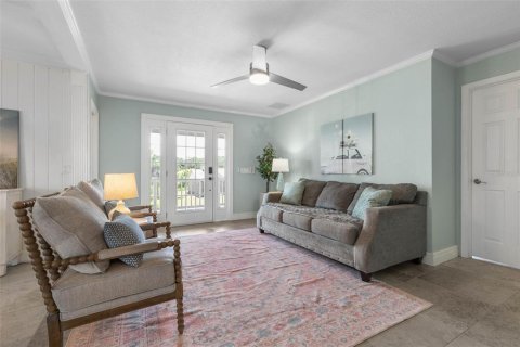 House in Palm Coast, Florida 3 bedrooms, 194.91 sq.m. № 1876803 - photo 9