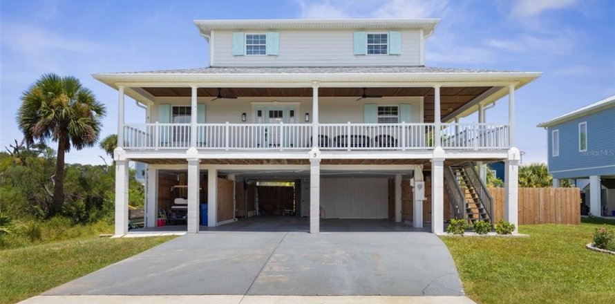 House in Palm Coast, Florida 3 bedrooms, 194.91 sq.m. № 1876803