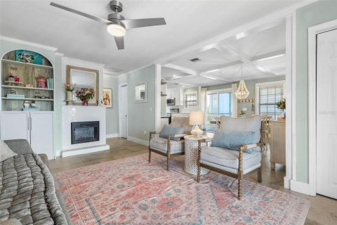 House in Palm Coast, Florida 3 bedrooms, 194.91 sq.m. № 1876803 - photo 12