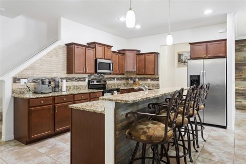 Touwnhouse à vendre à Tampa, Floride: 3 chambres, 214.33 m2 № 2225626 - photo 4
