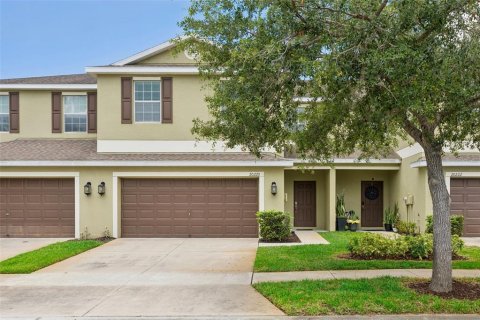 Townhouse in Tampa, Florida 3 bedrooms, 214.33 sq.m. № 2225626