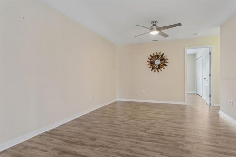 Touwnhouse à vendre à Tampa, Floride: 3 chambres, 214.33 m2 № 2225626 - photo 13