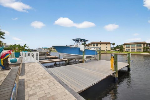 Casa en venta en New Port Richey, Florida, 2 dormitorios, 112.04 m2 № 1836851 - foto 19