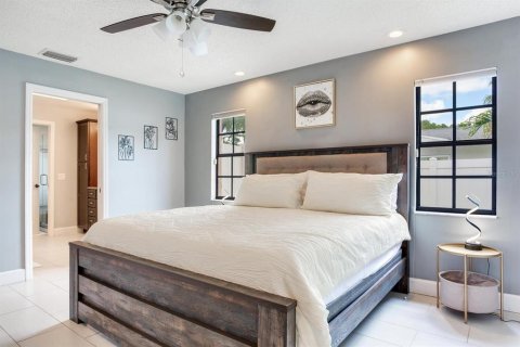 Casa en alquiler en Clearwater, Florida, 3 dormitorios, 193.79 m2 № 1908947 - foto 16