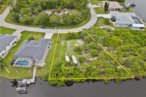 Land in Port Charlotte, Florida № 2299221