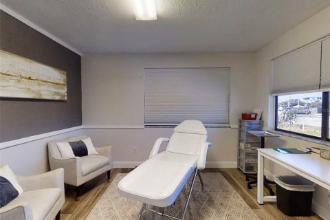 Propiedad comercial en alquiler en Edgewater, Florida, 551.93 m2 № 1538747 - foto 20