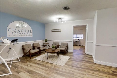 Propiedad comercial en alquiler en Edgewater, Florida, 551.93 m2 № 1538747 - foto 17