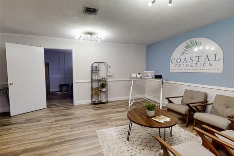 Propiedad comercial en alquiler en Edgewater, Florida, 551.93 m2 № 1538747 - foto 18