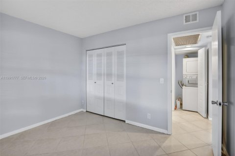 Купить кондоминиум в Пемброк-Пайнс, Флорида 2 спальни, 110.74м2, № 2052719 - фото 26