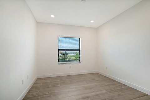 Villa ou maison à vendre à Sarasota, Floride: 3 chambres, 216.65 m2 № 2355772 - photo 29