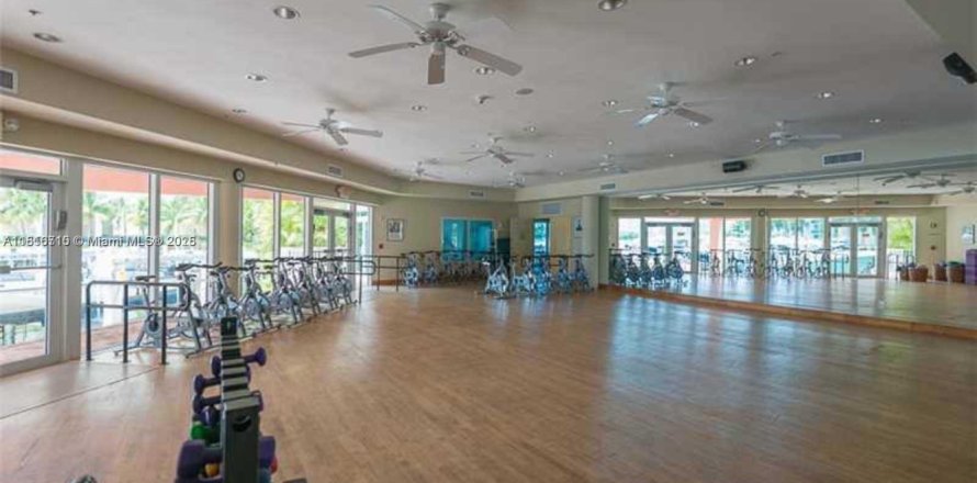 Condo à Aventura, Floride, 2 chambres № 1935097