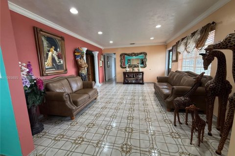 Villa ou maison à vendre à Miami Gardens, Floride: 3 chambres, 130.43 m2 № 2063727 - photo 18
