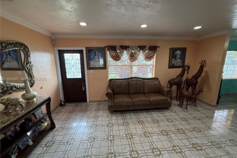 Villa ou maison à vendre à Miami Gardens, Floride: 3 chambres, 130.43 m2 № 2063727 - photo 20