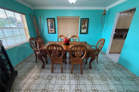 Villa ou maison à vendre à Miami Gardens, Floride: 3 chambres, 130.43 m2 № 2063727 - photo 16