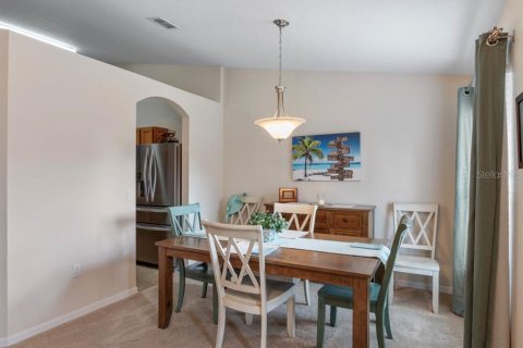 Villa ou maison à vendre à Deltona, Floride: 4 chambres, 159.79 m2 № 2389130 - photo 4