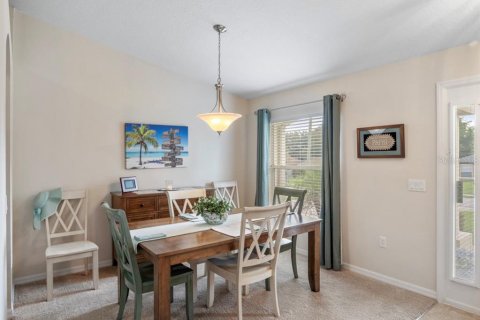 Villa ou maison à vendre à Deltona, Floride: 4 chambres, 159.79 m2 № 2389130 - photo 6