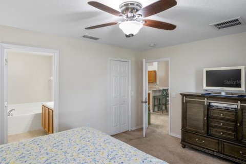 Villa ou maison à vendre à Deltona, Floride: 4 chambres, 159.79 m2 № 2389130 - photo 10