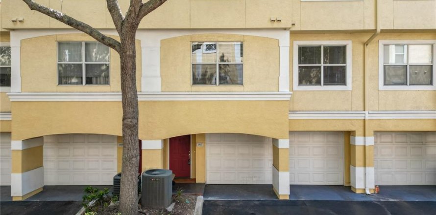 Condominio en Maitland, Florida, 2 dormitorios  № 1744113