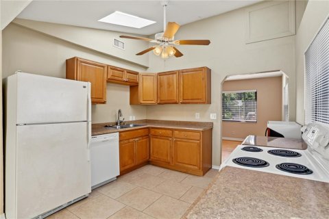 Villa ou maison à vendre à Saint Petersburg, Floride: 2 chambres, 82.03 m2 № 2418948 - photo 9