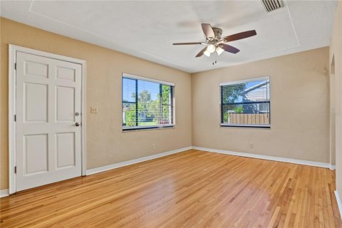 Villa ou maison à vendre à Saint Petersburg, Floride: 2 chambres, 82.03 m2 № 2418948 - photo 5