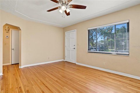 Villa ou maison à vendre à Saint Petersburg, Floride: 2 chambres, 82.03 m2 № 2418948 - photo 6