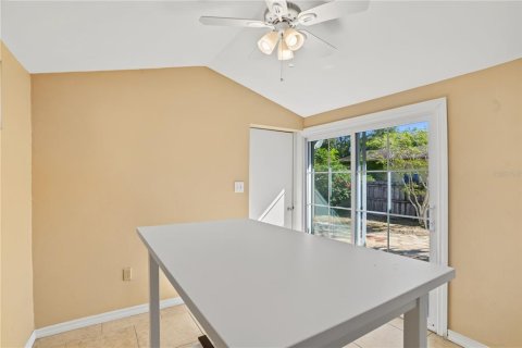 Villa ou maison à vendre à Saint Petersburg, Floride: 2 chambres, 82.03 m2 № 2418948 - photo 12