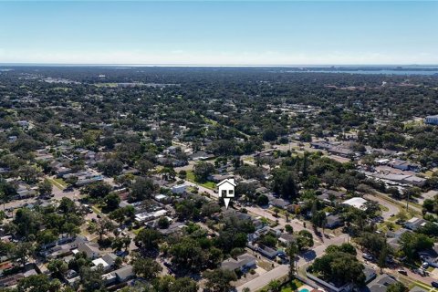 Villa ou maison à vendre à Saint Petersburg, Floride: 2 chambres, 82.03 m2 № 2418948 - photo 26